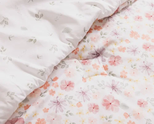 Close up on the folded surface of our Poppy Kids' Bamboo Cotton Comforter Set.