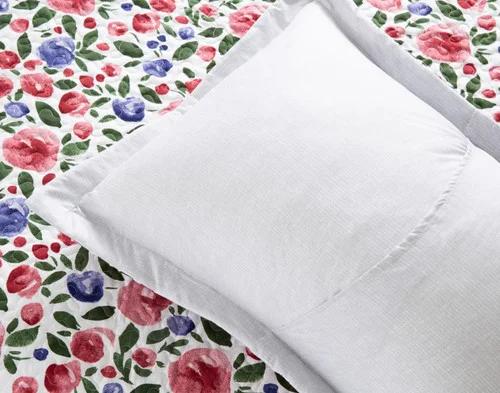 Reverse view of the envelope enclosure on our Dorothia Coverlet Set.