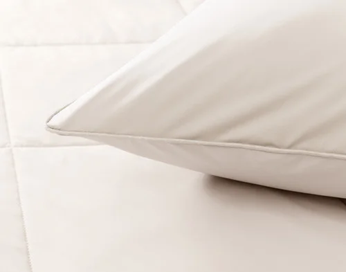 Close-up on the corner of our Cloudstone Cool Touch Pillowcases.