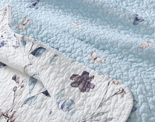 Close-up of the surface and reverse of our Alma Cotton Quilt Set.